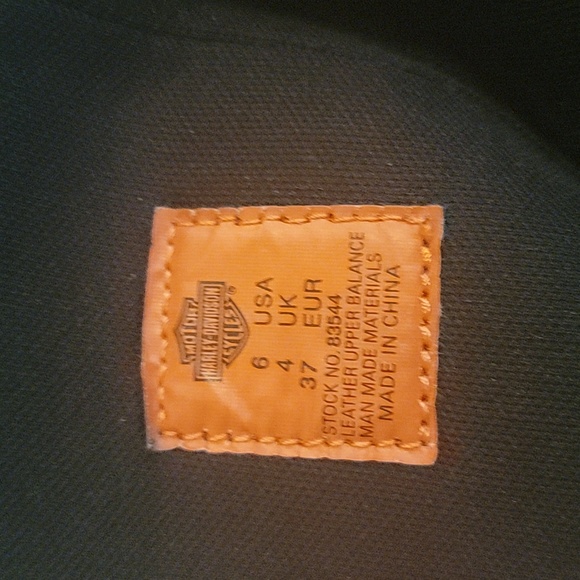 Boots - Picture 5 of 5